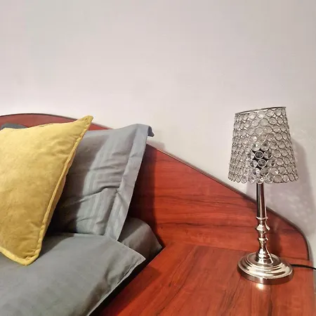 Apartment Cismigiu Park Bucharest
